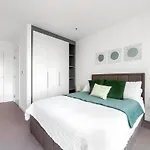 Collection Tapestry Way